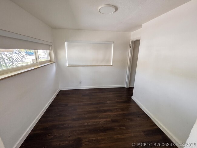 Building Photo - 1711 N 17th Ct
