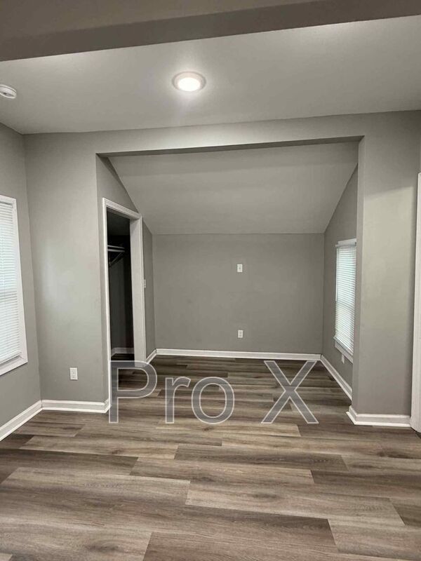 Foto del edificio - 609 W 9th St