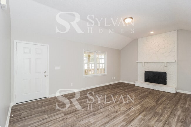 Building Photo - Coming HOME never felt so good!