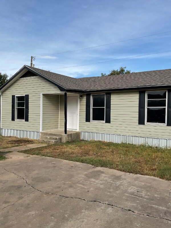 Foto principal - 808 Wilson Rd