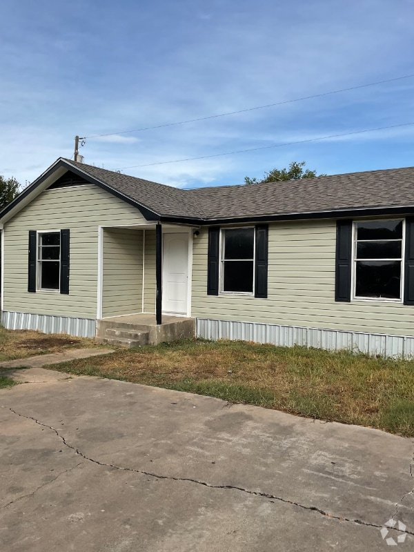 Building Photo - 808 Wilson Rd