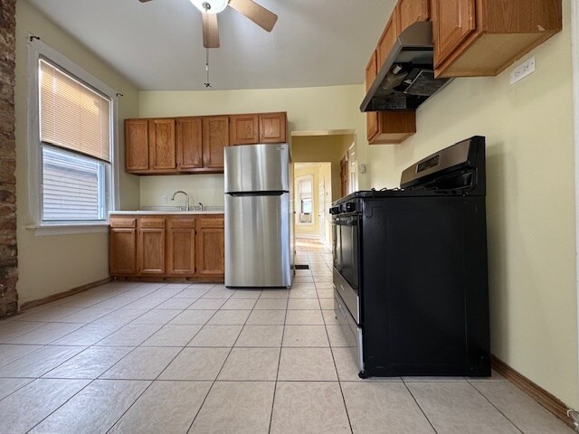 Foto del edificio - 3107 N Bernard St