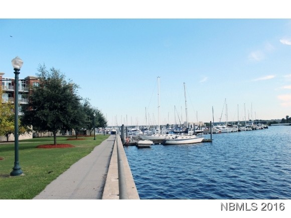 Building Photo - 328 Sky Sail Blvd