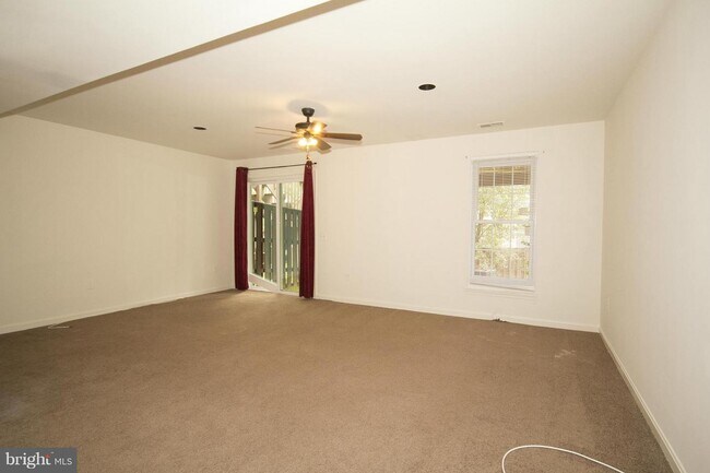 Foto del edificio - 36 Windbluff Ct