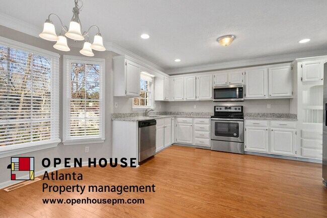 Building Photo - 990 Meadowsong Cir, Lawrenceville