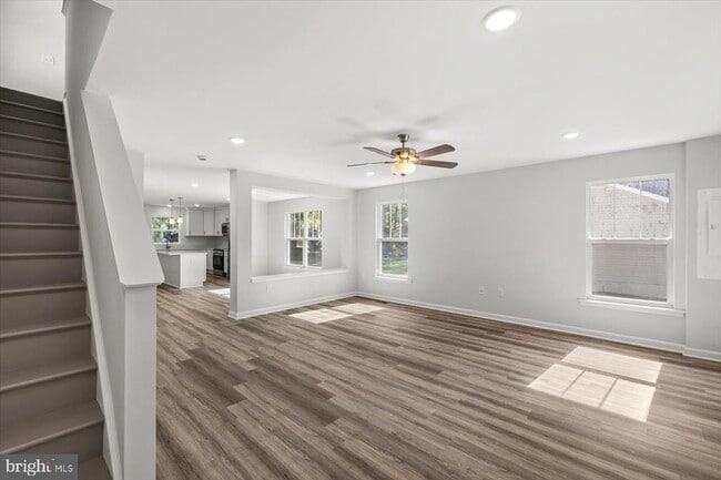 Building Photo - 703 Mattox Ave