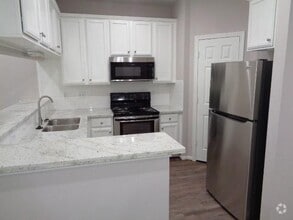 Building Photo - 12565 Melville Dr