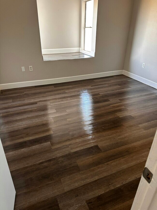 Photo - 3136 E Cicero St Apartment