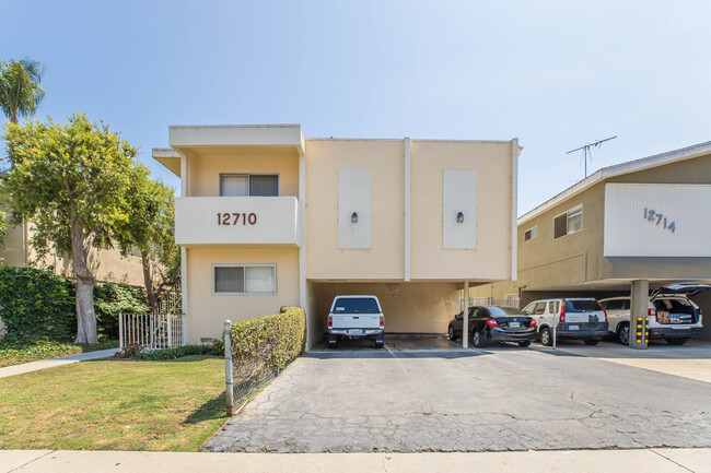 Building Photo - 12710 Matteson Ave