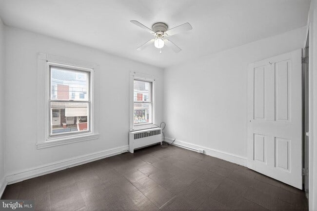Building Photo - 1234 Mulberry St