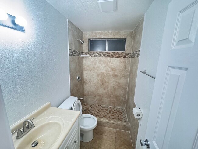 Bath #1 - 4245 Bonita Dr