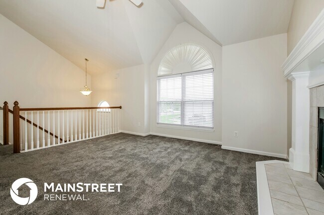 Building Photo - 10511 N Ditman Ave