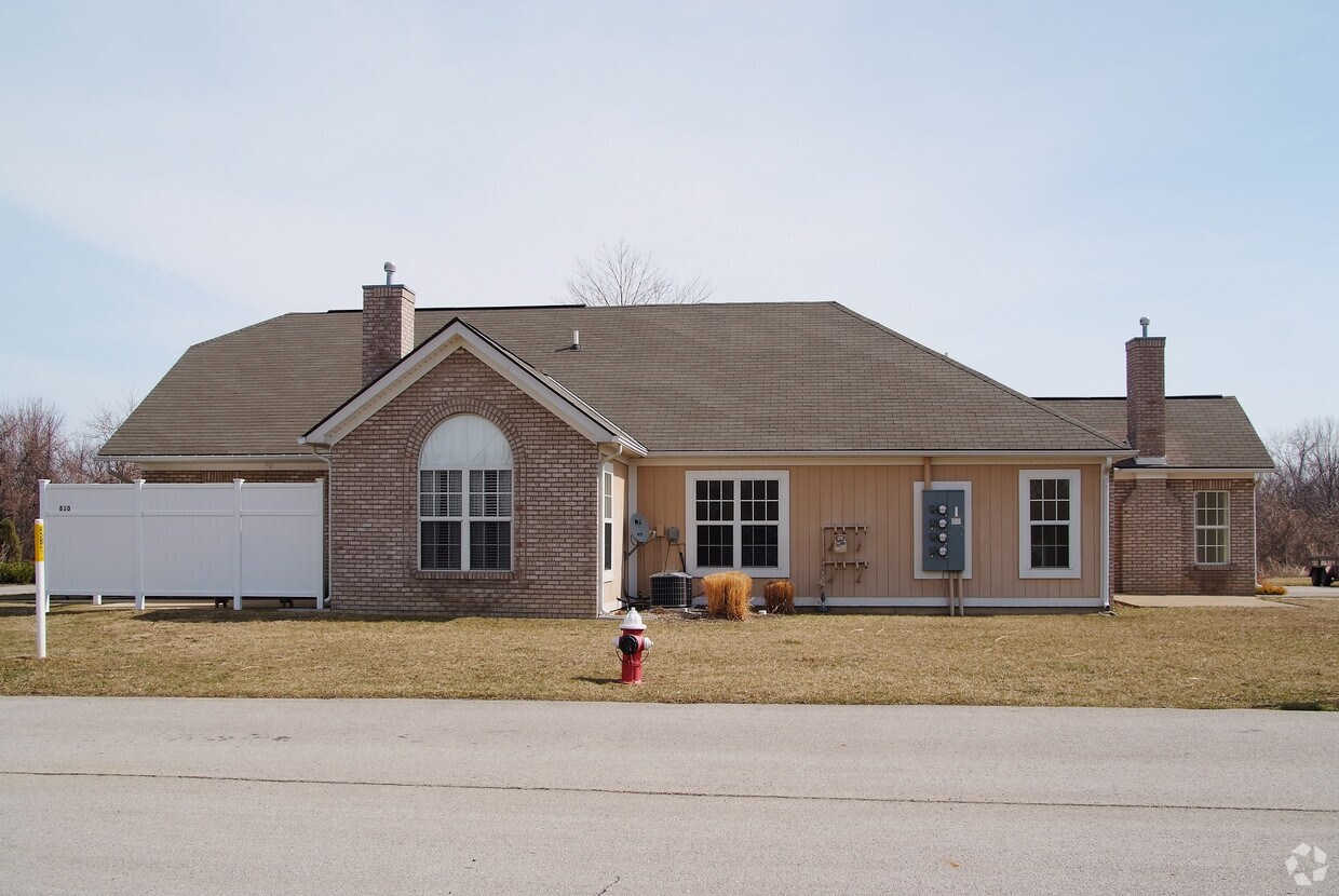 Building Photo - 810-840 Chappel Creek Ct
