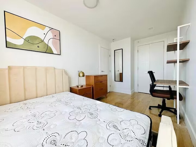 Photo - Furnished room/NOT APARTMENT