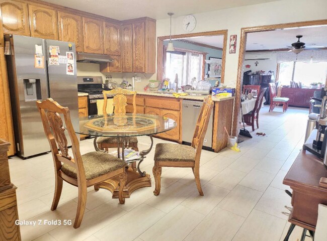 Foto del edificio - 3852 Alder Pl