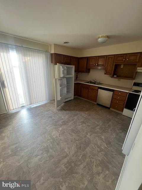 Foto del edificio - 132 Furman Rd