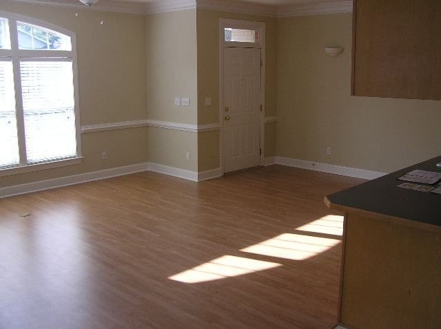 Building Photo - 4454 Sierra Ct