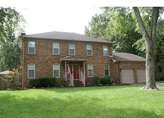 Building Photo - 4632 Revere Dr