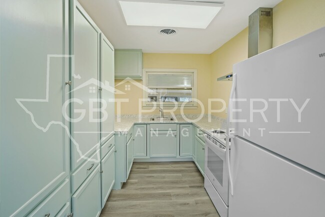 Foto del edificio - 3 Bedroom 2 Bathroom Home Ready for Move In1