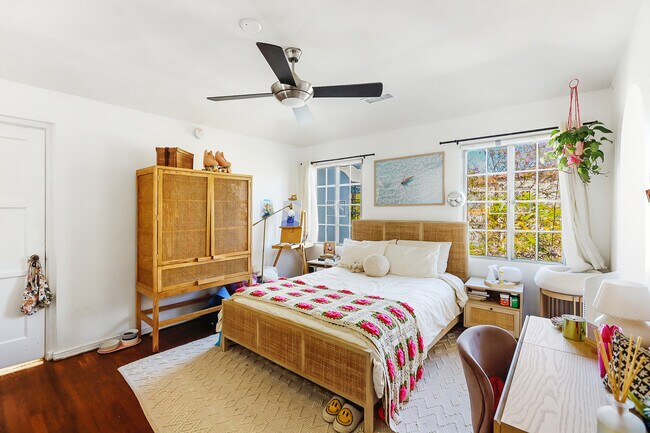 master bedroom - 6200 W Olympic Blvd