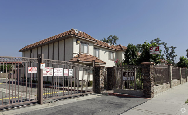 Building Photo - Fontana Avenue Apartments