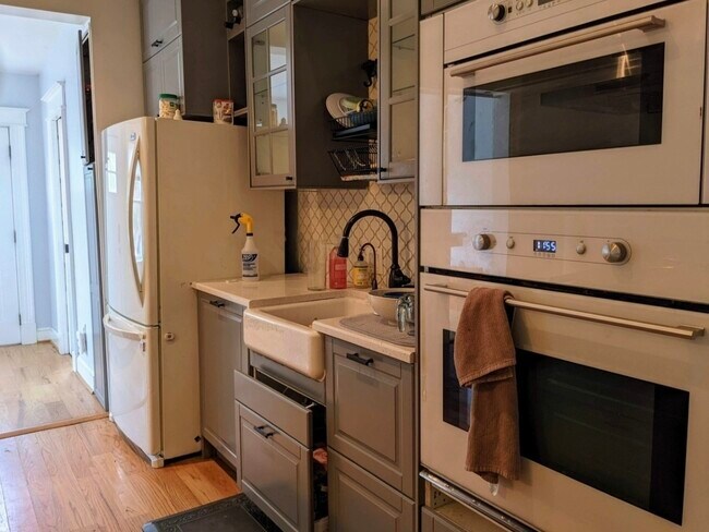 Foto del edificio - 123 16th St NE