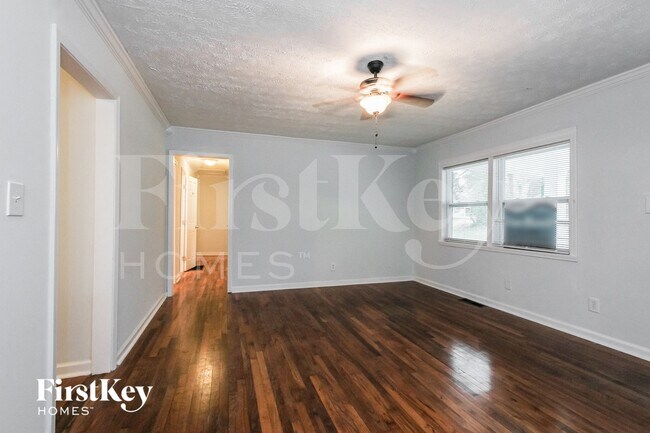 Foto del edificio - 3549 Tulip Dr