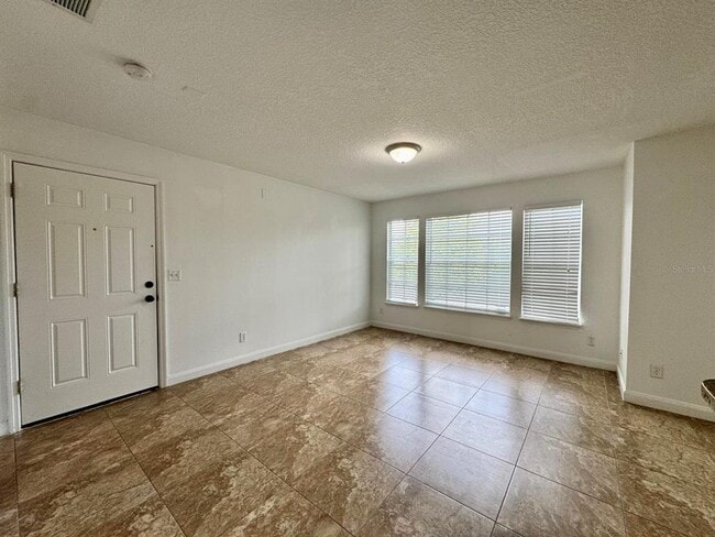Foto del edificio - 1079 S Hiawassee Rd