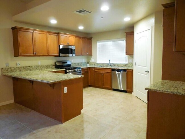 Foto del edificio - 3173 Scott Ave