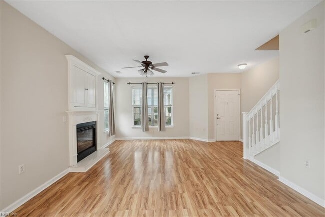 Building Photo - 2412 Wessington Dr