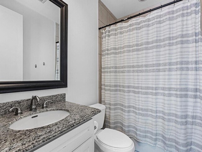 Foto del edificio - 3417 Gillespie St