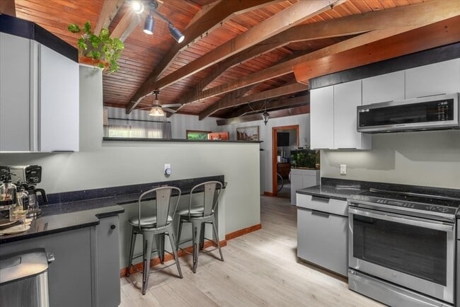 Photo - 37 Morrison Rd House