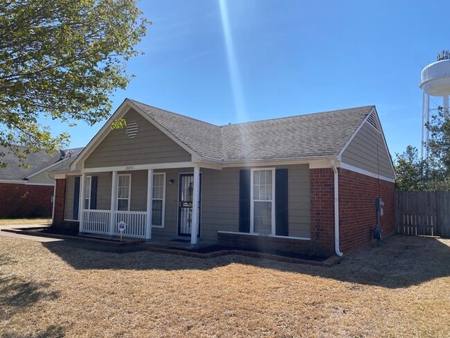 Building Photo - 10051 Williford Dr