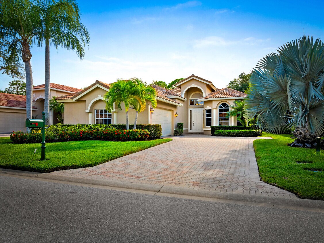 Foto principal - 7668 Greenbrier Cir