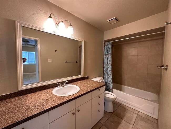 Building Photo - 12647 Ashford Meadow Dr