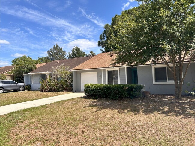 Foto del edificio - **2/2 Hidden Lakes Villa/ Sanford**