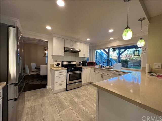 Foto del edificio - 23451 Coyote Springs Dr