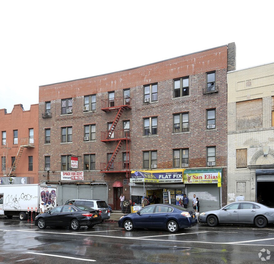 Foto principal - 1441-1449 Edward L Grant Hwy