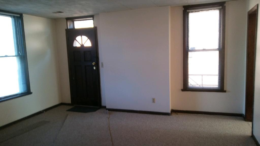Living Room - 88 Price Ave