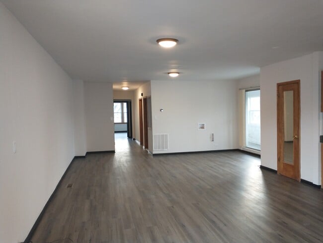 Foto del edificio - 2516 W Pratt Blvd