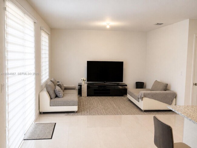 Foto del edificio - 10614 W 35th Ln