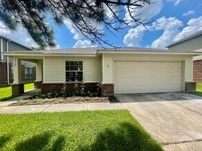 Building Photo - 19127 Yaupon Ranch Dr