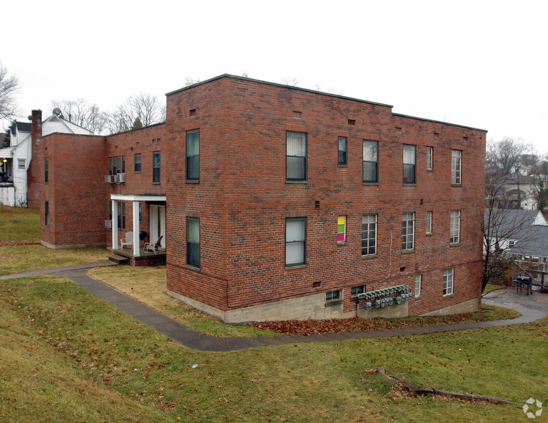 Foto del edificio - 405 Linden Cir