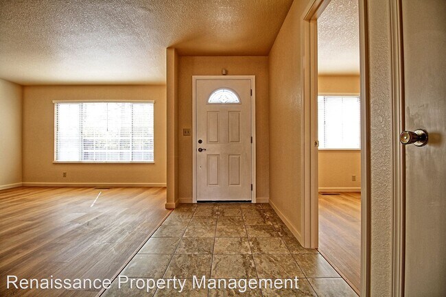 Building Photo - 4 br, 2 bath House - 677 Chardonnay Drive