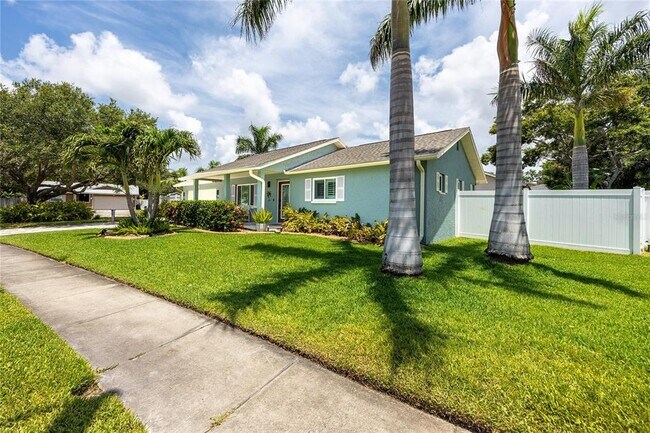 Building Photo - 12103 71st Way