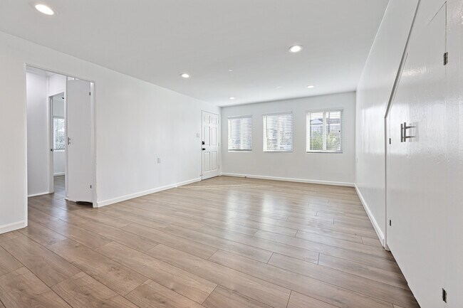 Sala de estar - 278 Ash Ave