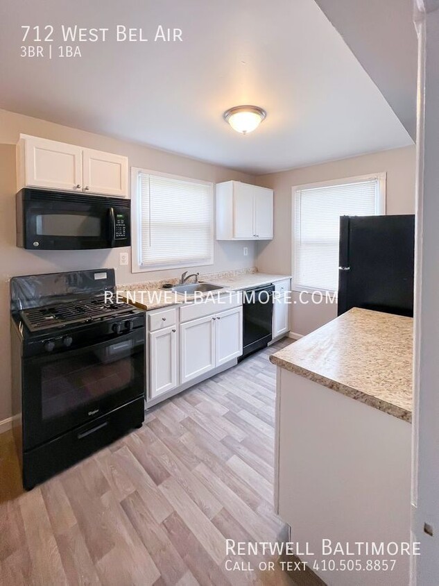 Primary Photo - 3 Bed 1 Bath Home | $1350 | 712 W Bel Air ...