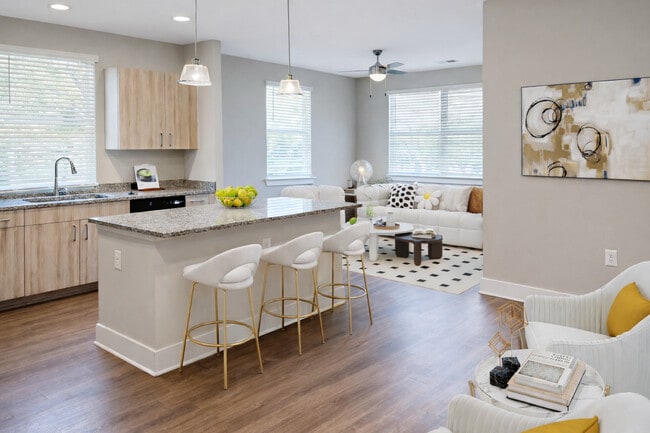 Building Photo - Hearthside Riverdale