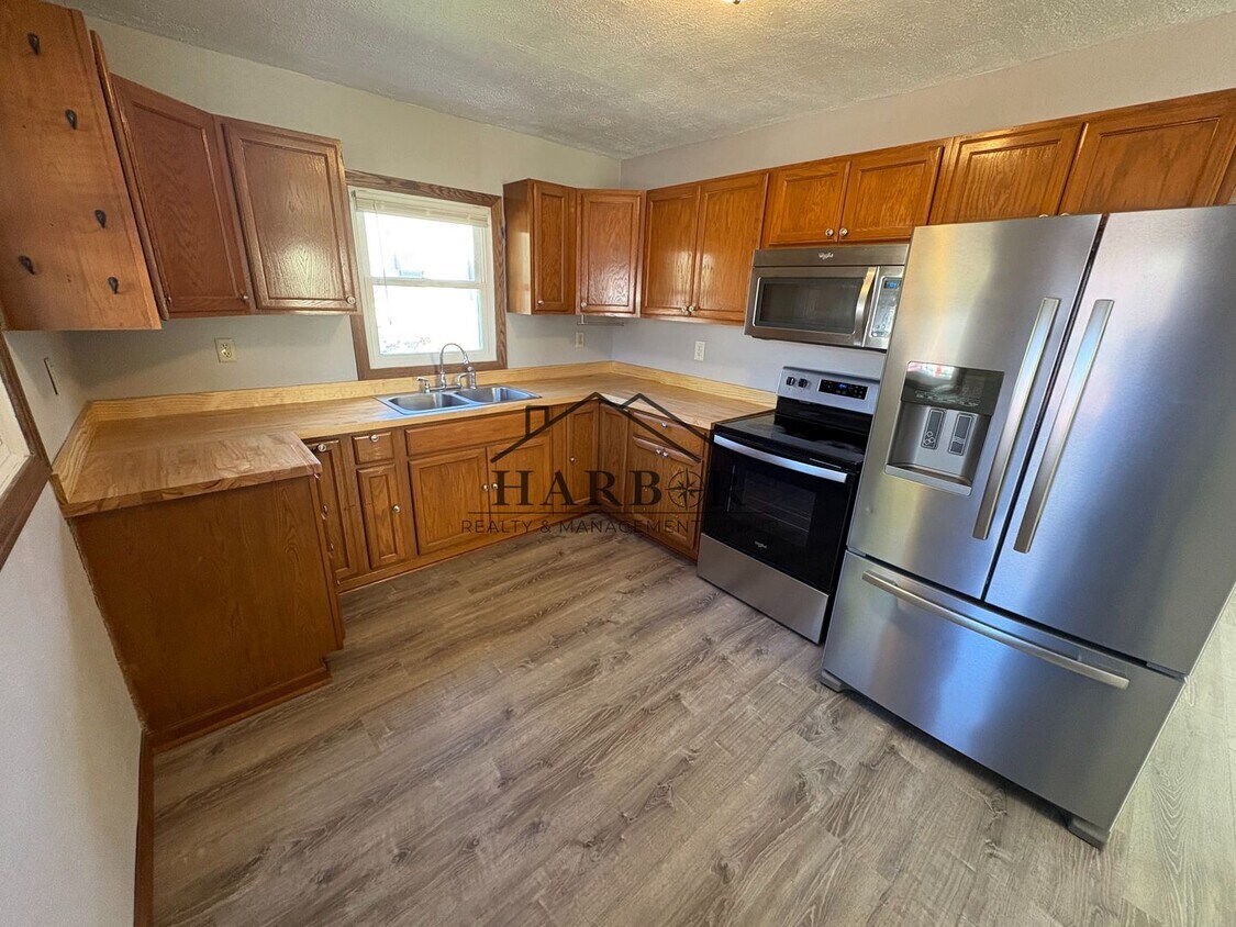 Foto principal - 1921 3rd Ave NE