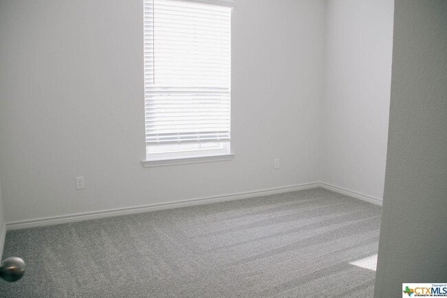 Foto del edificio - 2228 Hornbeam St